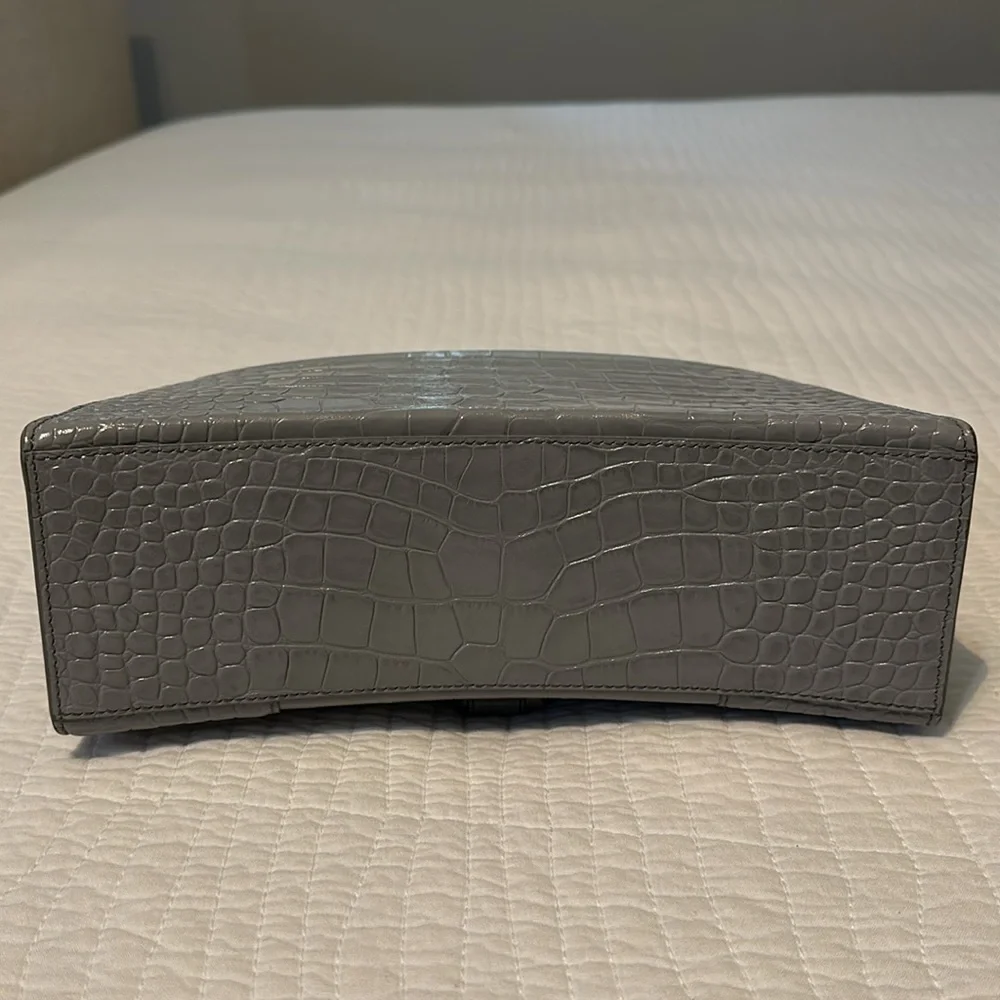 Balenciaga Medium Hourglass Handbag - Picture 4 of 10